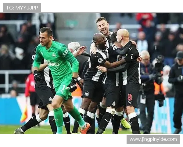 彪马推出新款英超官方比赛用球核心采用创新四乘四面板结构设计 彪马推出新款英超官方比赛用球核心采用创新四乘四面板结构设计